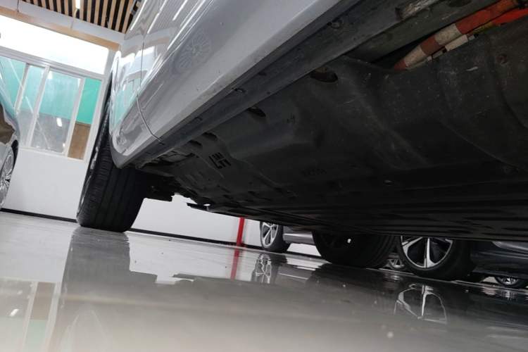 Used Hima AITO M7 2024 1.5T Intelligent Driving Rear-Drive Max Edition 5 Seats Right Side Sill