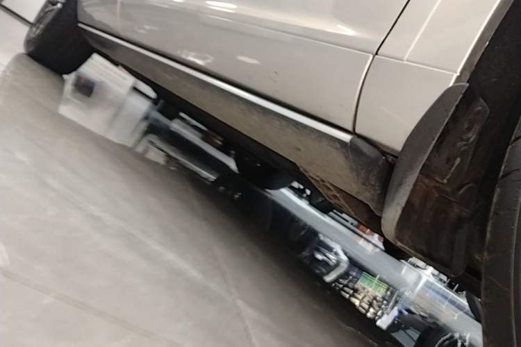 Used Hima AITO M7 2024 1.5T Rear-Drive Plus Version 5 Seats Right Side Sill