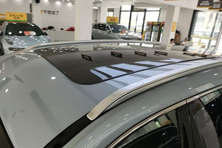 Used Hima AITO M7 2024 1.5T Rear-Drive Plus Version 6 Seats Roof