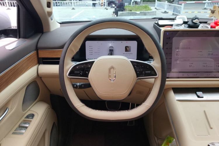 Used Hima AITO M7 2024 1.5T Intelligent Driving 4WD Max Edition 5 Seats Steering Wheel