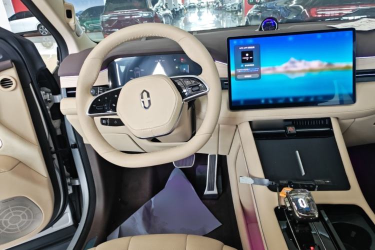 Used Hima AITO M7 2024 1.5T Intelligent Driving Rear-Drive Pro Version 6 Seats Steering Wheel