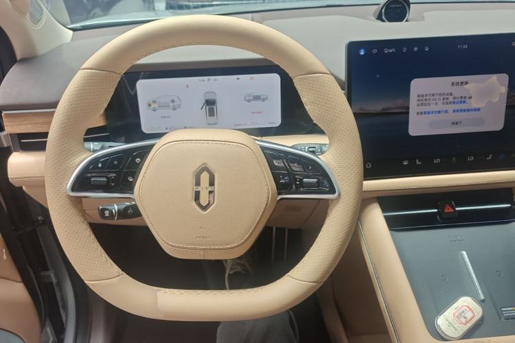 Used Hima AITO M7 2024 1.5T Intelligent Drive Rear-Drive Ultra Version 5 Seats Steering Wheel