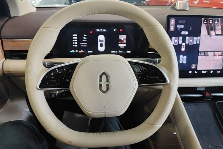 Used Hima AITO M7 2024 1.5T Intelligent Driving 4WD Max Edition 5 Seats Steering Wheel