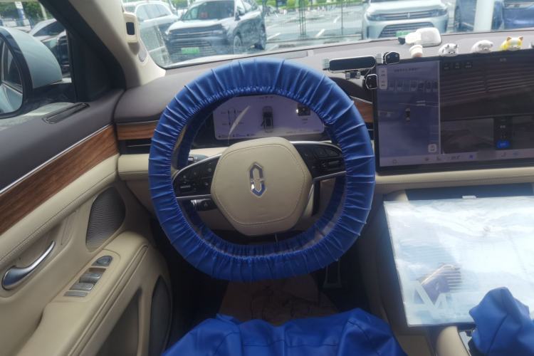 Used Hima AITO M7 2024 1.5T Intelligent Driving Rear-Drive Pro Version 5 Seats Steering Wheel