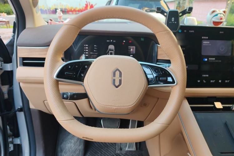 Used Hima AITO M7 2024 1.5T Intelligent Driving Rear-Drive Pro Version 6 Seats Steering Wheel