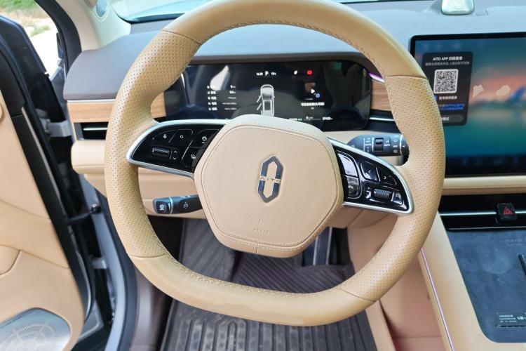 Used Hima AITO M7 2024 1.5T Intelligent Driving Rear-Drive Max Edition 5 Seats Steering Wheel