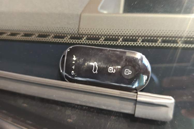 Used Hima AITO M7 2024 1.5T Intelligent Driving Rear-Drive Pro Version 5 Seats Vehicle Key