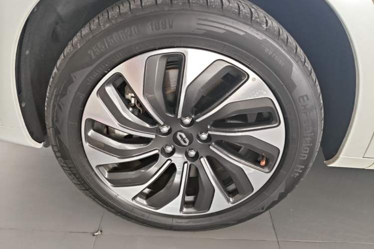 Used Hima AITO M7 2024 1.5T Intelligent Driving 4WD Max Edition 5 Seats Exterior 2