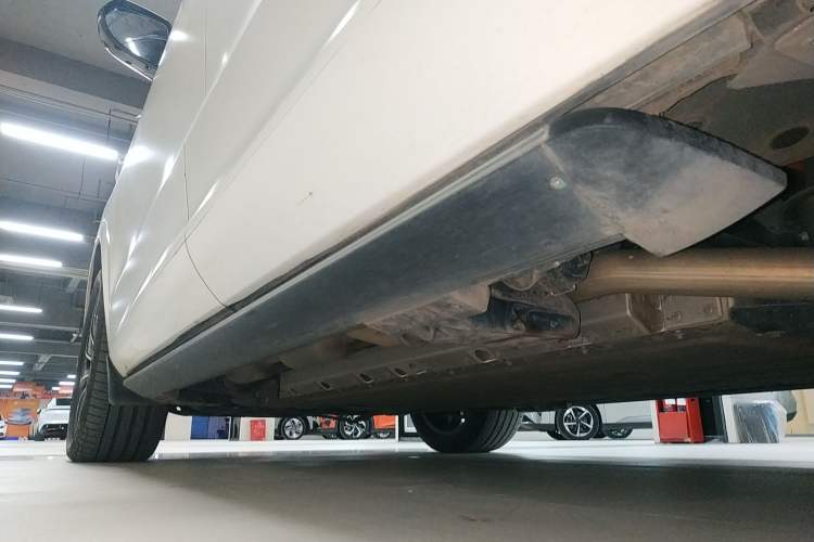 Used Hima AITO M7 2024 1.5T Intelligent Driving 4WD Max Edition 5 Seats Left Side Sill
