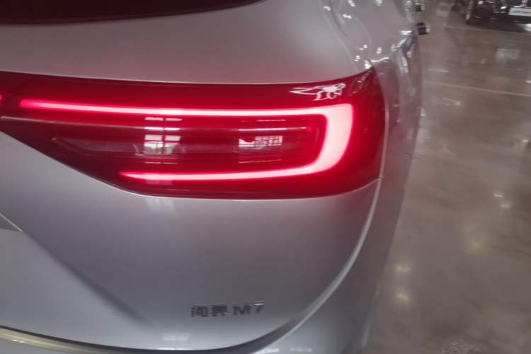 Used Hima AITO M7 2024 1.5T Intelligent Drive 4x4 Max Edition 6 Seats Right Rear Taillight