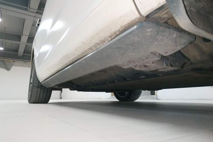 Used Hima AITO M7 2024 1.5T Intelligent Driving 4WD Max Edition 5 Seats Right Side Sill