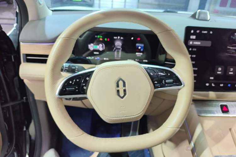 Used Hima AITO M7 2024 1.5T Intelligent Driving Rear-Drive Max Edition 5 Seats Steering Wheel