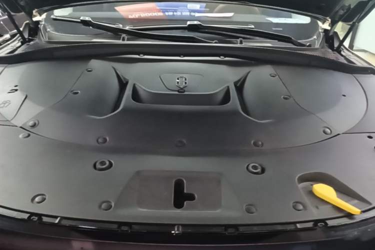 Used Hima AITO M7 2024 1.5T Rear-Drive Plus Version 5 Seats Engine Bay