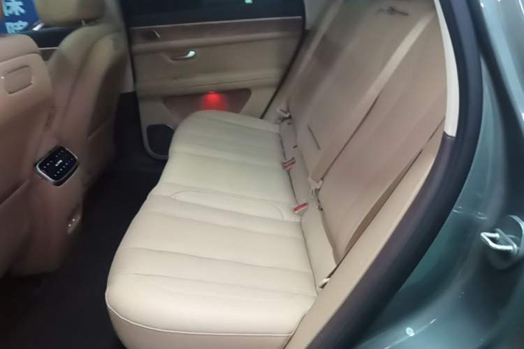 Used Hima AITO M7 2024 1.5T Rear-Drive Plus Version 5 Seats Left Rear Seat