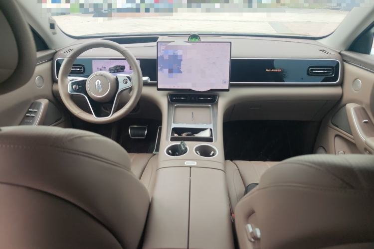 Used Hima AITO M7 2026 Model Range-Extending Ultra All-Wheel Drive 5-Seater Version Center Console