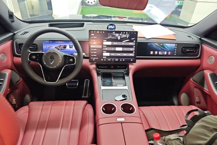 Used Hima AITO M7 2026 Model Range-Extending Max All-Wheel Drive 5-Seater Version Center Console