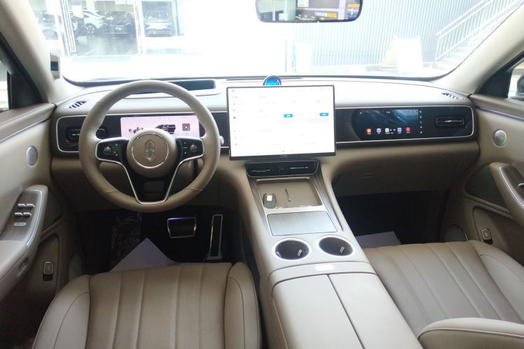Used Hima AITO M7 2026 Model Range-Extending Ultra All-Wheel Drive 5-Seater Version Center Console