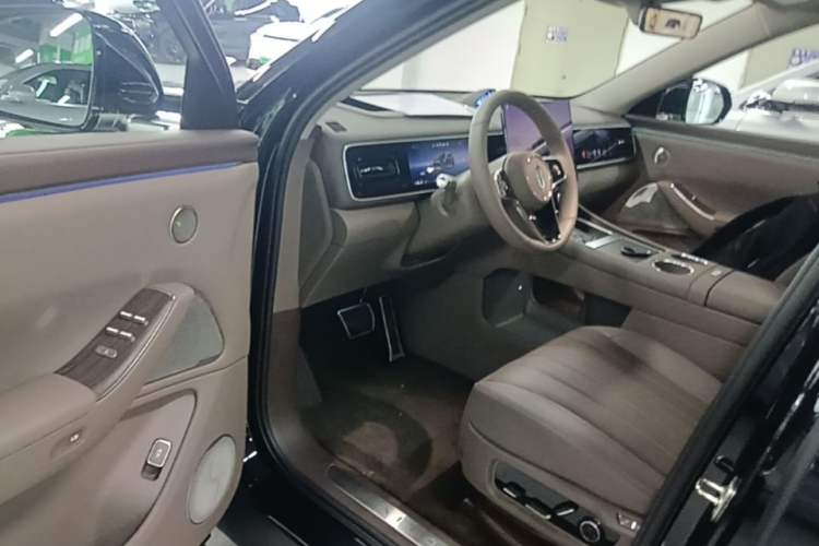 Used Hima AITO M7 2026 Model Range-Extending Ultra All-Wheel Drive 5-Seater Version Driver Seat