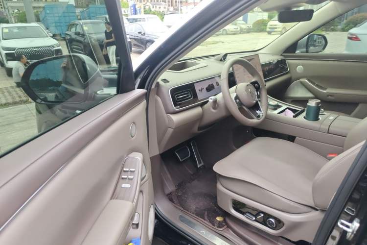 Used Hima AITO M7 2026 Model Pure Electric Max Long Range 6-Seater Version Driver Seat