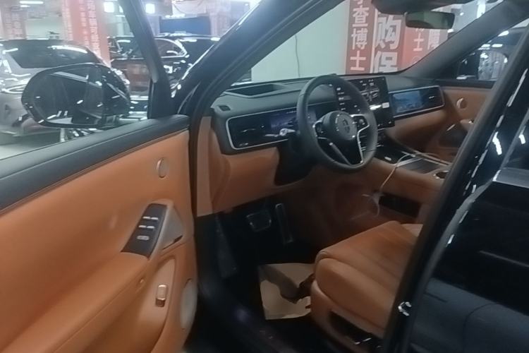 Used Hima AITO M7 2026 Model Range-Extending Max All-Wheel Drive 6-Seater Version Driver Seat