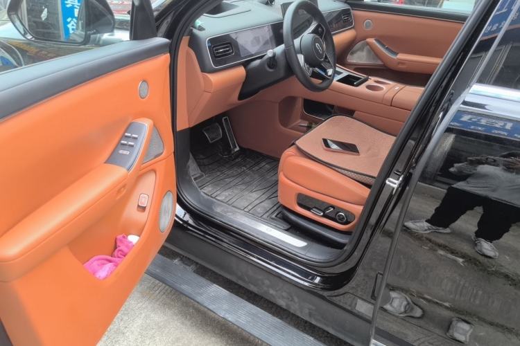 Used Hima AITO M7 2026 Model Range-Extending Max All-Wheel Drive 6-Seater Version Driver Seat