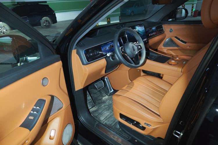 Used Hima AITO M7 2026 Model Range-Extending Max All-Wheel Drive 6-Seater Version Driver Seat