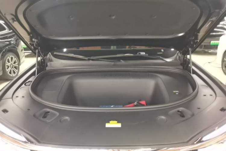 Used Hima AITO M7 2026 Model Pure Electric Max Long Range 6-Seater Version Engine Bay