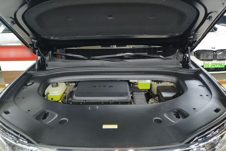 Used Hima AITO M7 2026 Model Range-Extending Max All-Wheel Drive 5-Seater Version Engine Bay