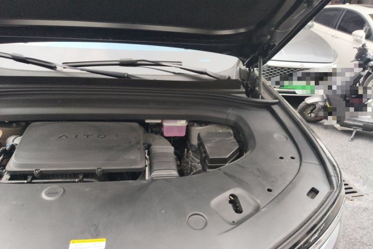 Used Hima AITO M7 2026 Model Range-Extending Max All-Wheel Drive 5-Seater Version Engine Bay Left