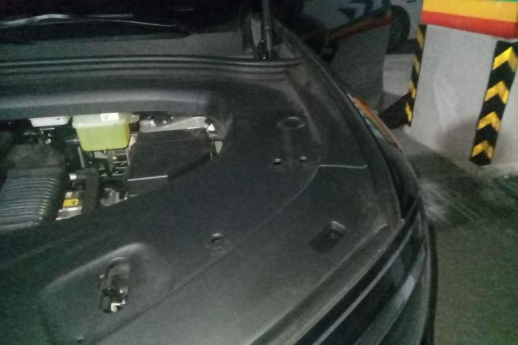 Used Hima AITO M7 2026 Model Range-Extending Max All-Wheel Drive 5-Seater Version Engine Bay Left
