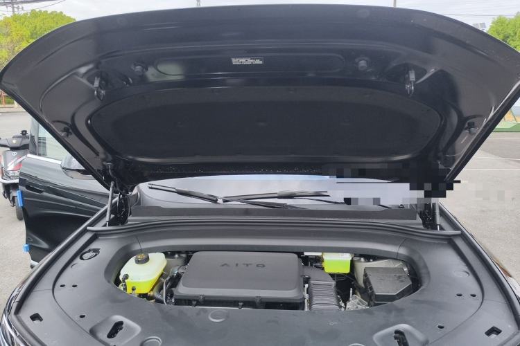 Used Hima AITO M7 2026 Model, Range-Extended Ultra Four-Wheel-Drive Version, 5 Seats (896-line LiDAR) Engine Bay