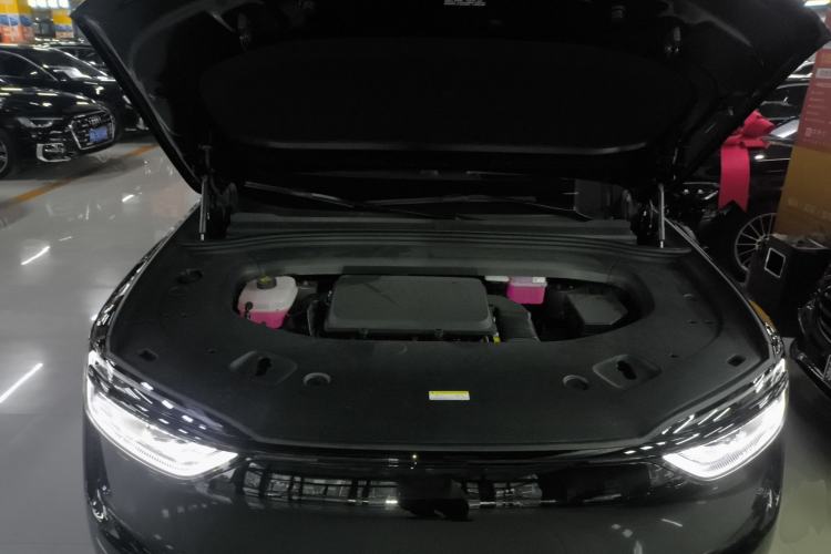 Used Hima AITO M7 2026 Model Range-Extending Ultra All-Wheel Drive 6-Seater Version Engine Bay