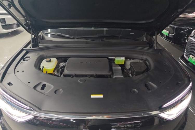 Used Hima AITO M7 2026 Model Range-Extending Ultra All-Wheel Drive 6-Seater Version Engine Bay