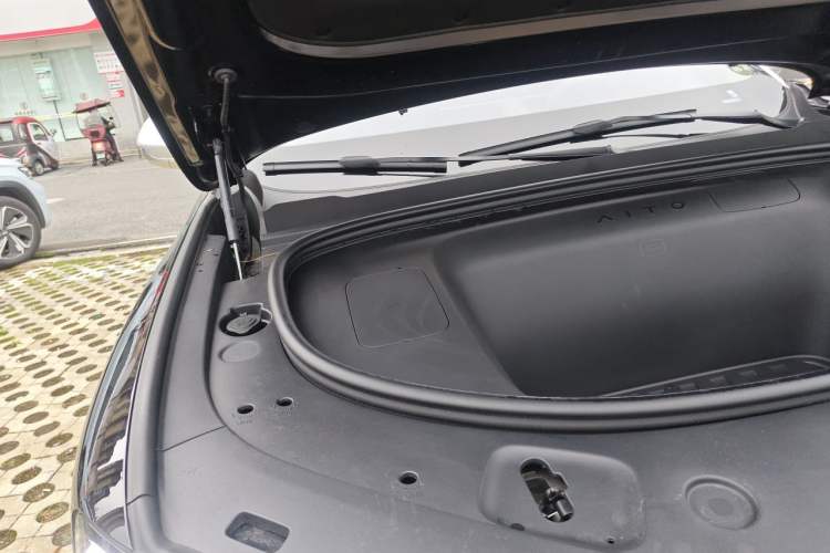 Used Hima AITO M7 2026 Model Pure Electric Max Long Range 6-Seater Version Engine Bay Right