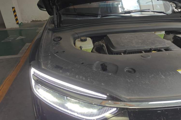 Used Hima AITO M7 2026 Model Range-Extending Max All-Wheel Drive 5-Seater Version Engine Bay Right