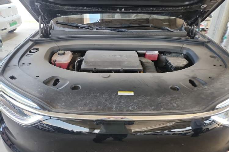 Used Hima AITO M7 2026 Model Range-Extending Ultra All-Wheel Drive 6-Seater Version Engine Bay