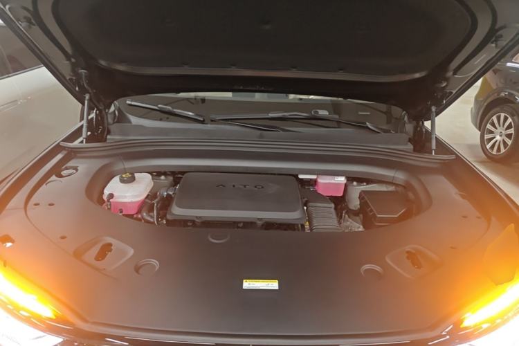 Used Hima AITO M7 2026 Model Range-Extending Ultra All-Wheel Drive 6-Seater Version Engine Bay