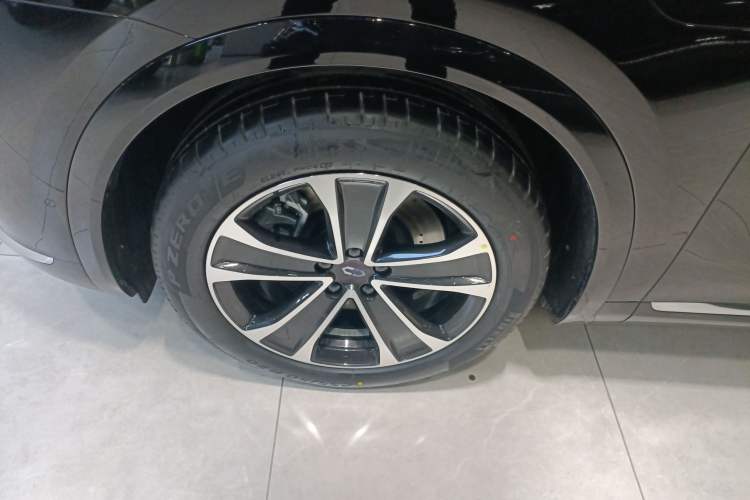 Used Hima AITO M7 2026 Model Range-Extending Pro+ All-Wheel Drive 5-Seater Version Exterior 4