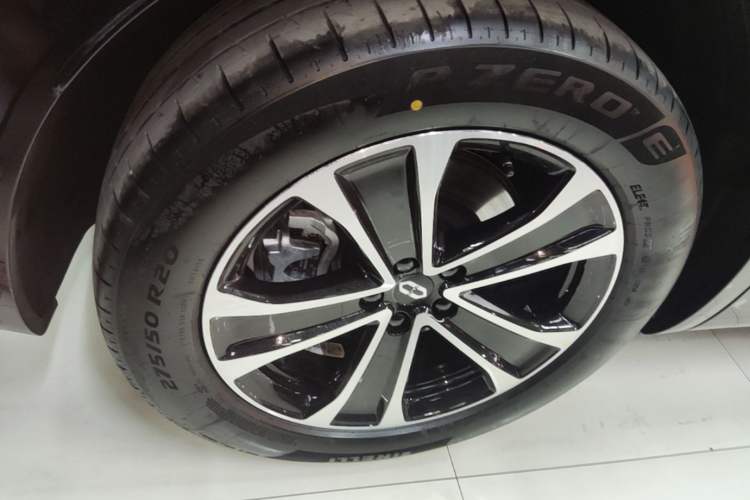 Used Hima AITO M7 2026 Model Range-Extending Max All-Wheel Drive 5-Seater Version Exterior 5