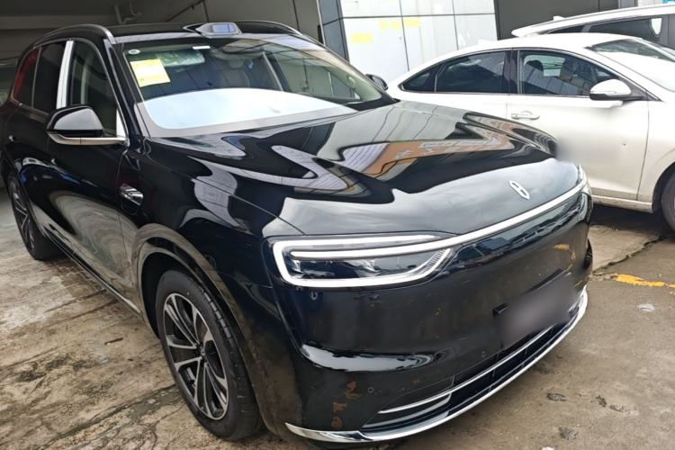 Used Hima AITO M7 2026 Model Range-Extending Max All-Wheel Drive 5-Seater Version Front Right 45 Deg