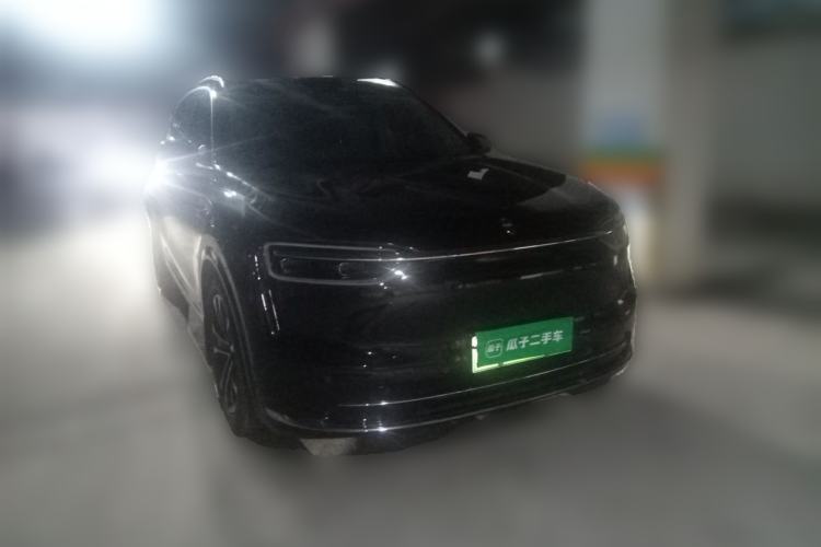 Used Hima AITO M7 2026 Model Range-Extending Max All-Wheel Drive 5-Seater Version Front Right 45 Deg