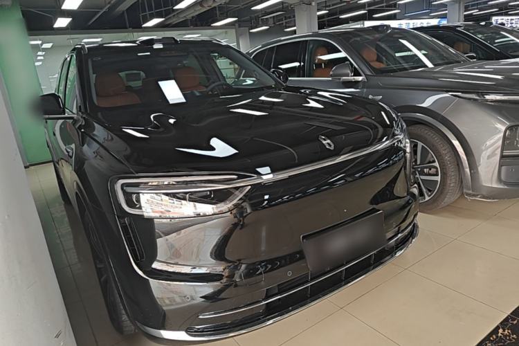 Used Hima AITO M7 2026 Model, Range-Extended Max Four-Wheel-Drive Version, 5 Seats (896-line LiDAR) Front Right 45 Deg