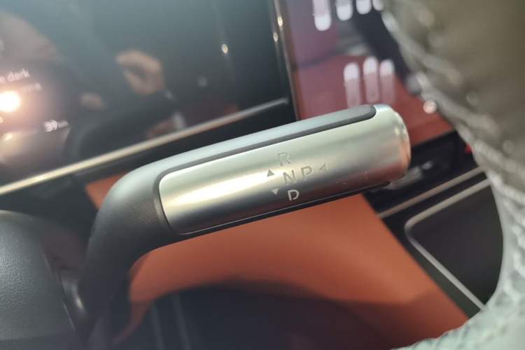 Used Hima AITO M7 2026 Model Range-Extended Max Long-Range Edition, 6-seater (896-line LiDAR) Gear Lever