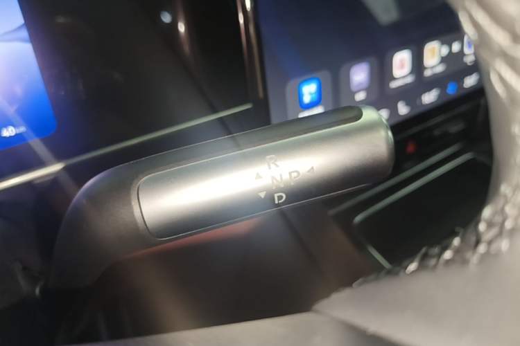 Used Hima AITO M7 2026 Model, Range-Extended Max Long-Range Version, 5 Seats (896-line LiDAR) Gear Lever