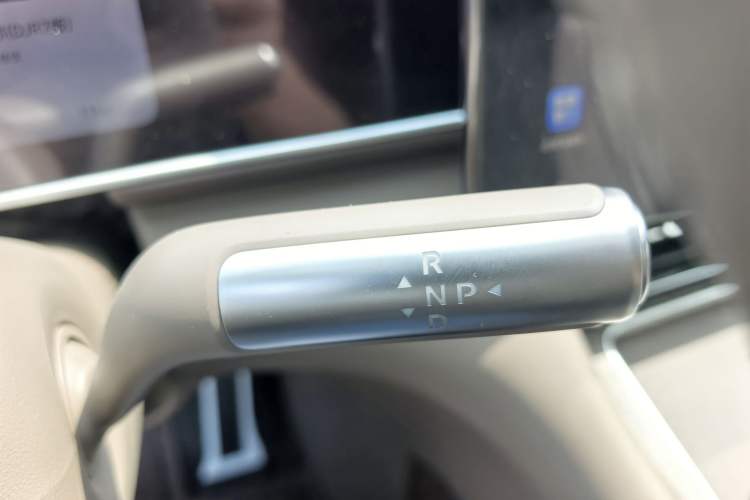 Used Hima AITO M7 2026 Model Pure-Electric Max Long-Range Edition, 6-seater (896-line LiDAR) Gear Lever
