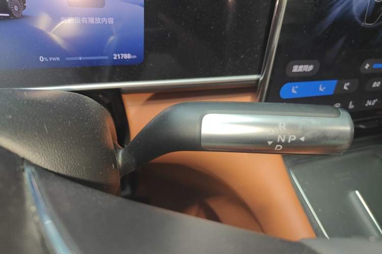 Used Hima AITO M7 2026 Model Range-Extending Max All-Wheel Drive 5-Seater Version Gear Lever