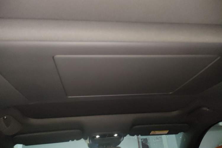 Used Hima AITO M7 2026 Model Range-Extending Max All-Wheel Drive 5-Seater Version Headliner