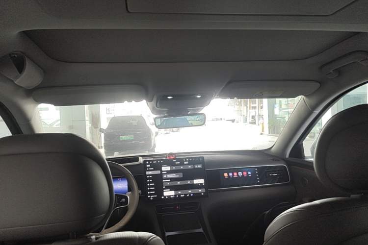 Used Hima AITO M7 2026 Model Range-Extending Ultra All-Wheel Drive 6-Seater Version Headliner