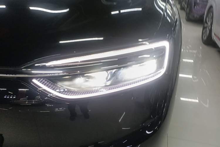 Used Hima AITO M7 2026 Model Range-Extending Max All-Wheel Drive 6-Seater Version Left Front Headlight