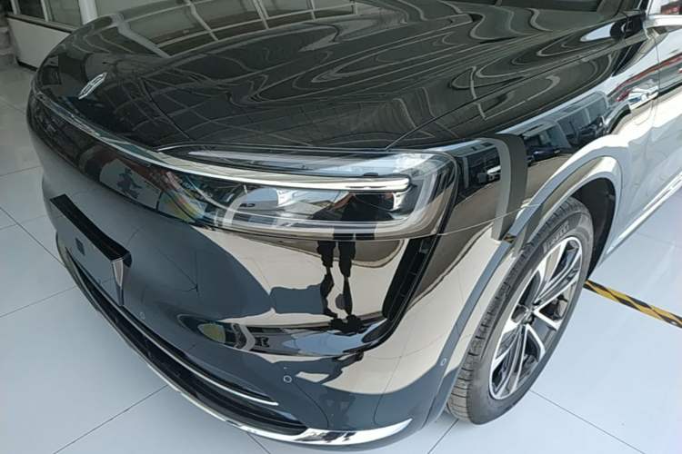 Used Hima AITO M7 2026 Model Range-Extending Ultra All-Wheel Drive 5-Seater Version Left Front Headlight